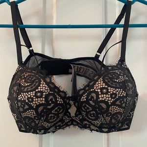 Victoria’s Secret Bombshell Black Lace Bra